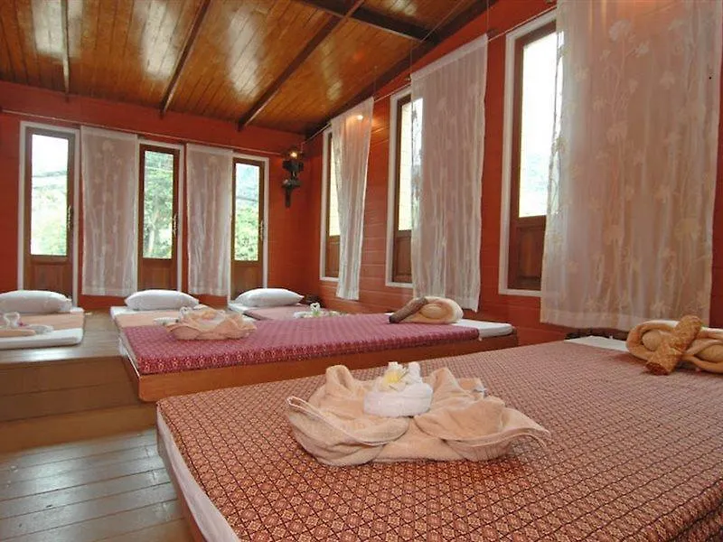 Baan Laanta Resort&Spa Ko Lanta 4*,